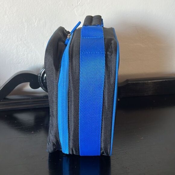 Pottery Barn Teen Gear Up Classic Lunch Box - Picture 2 of 7